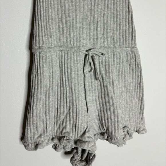 Madewell Ruffled Pajama Romper. Size Small - Picture 4 of 6
